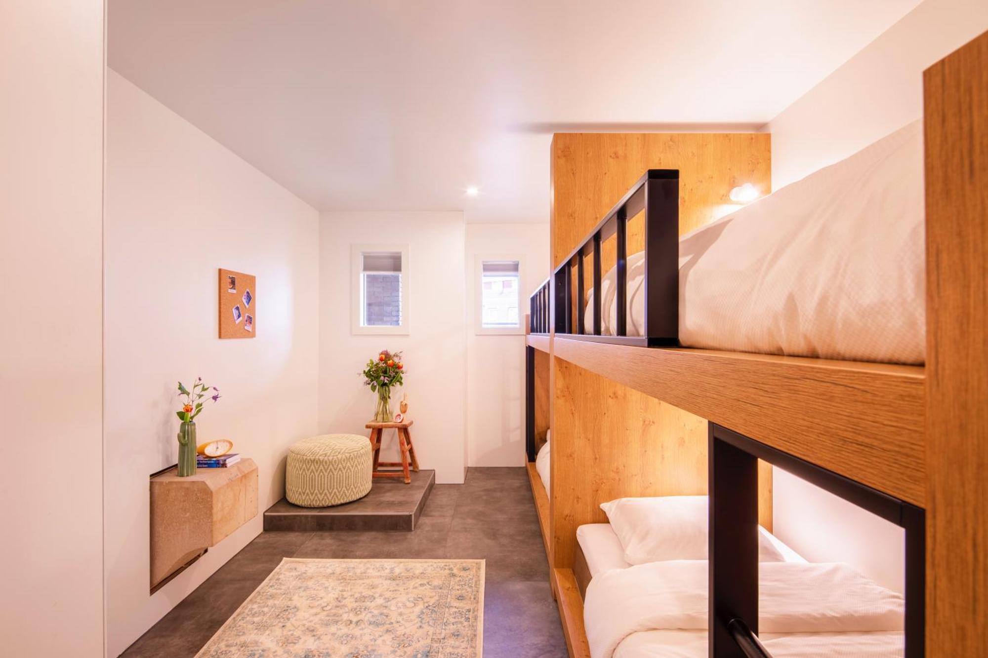 Bunk Hostel Amsterdam Eksteriør bilde